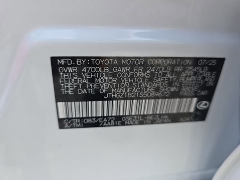 Used 2025 Lexus IS 350 F Sport w/ Navigation Package RWD image 34