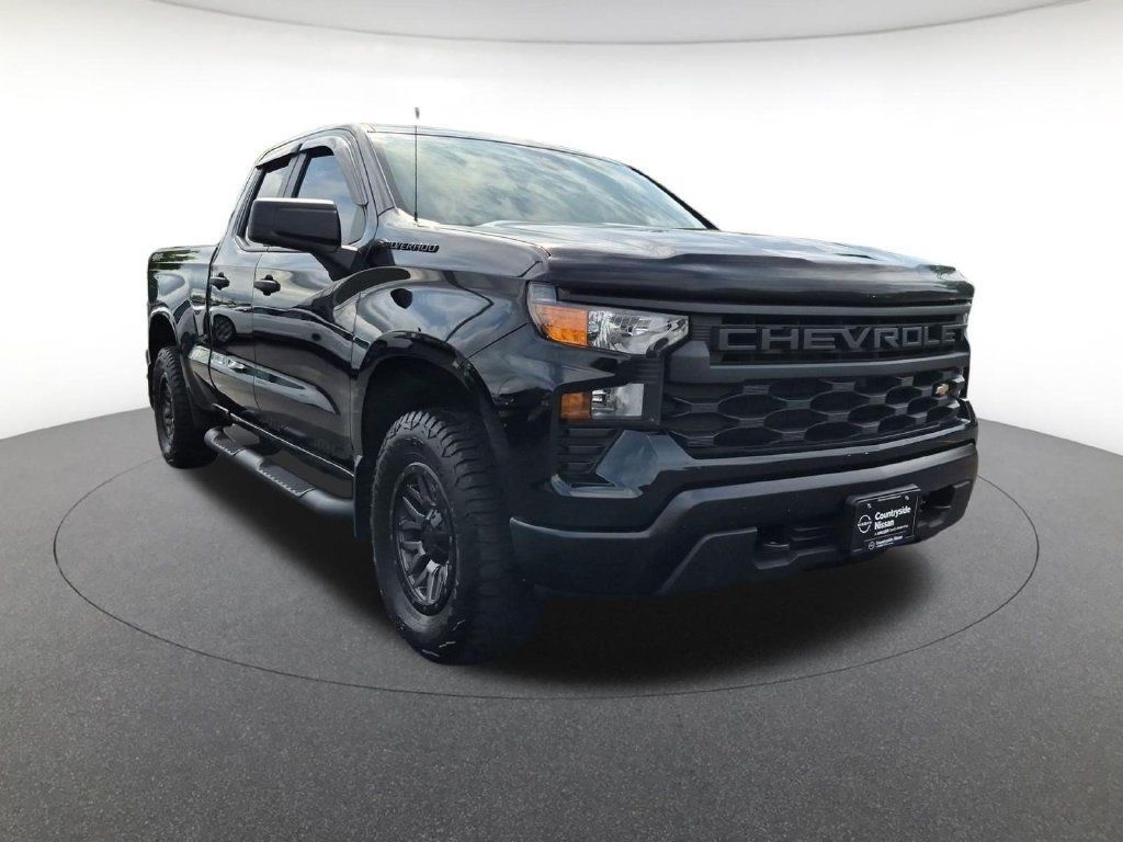 Used 2023 Chevrolet Silverado 1500 W/T w/ WT Value Package AWD/4WD image 3