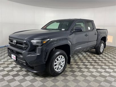 New 2025 Toyota Tacoma SR5