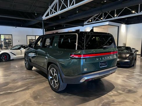 Used 2024 Rivian R1S Adventure AWD/4WD image 3