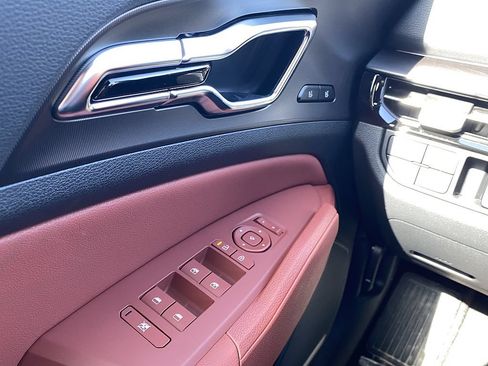 New 2026 Kia Sportage SX Prestige AWD/4WD image 11