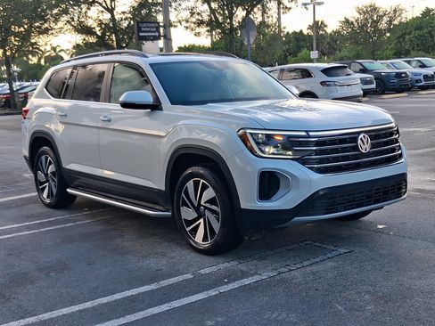Used 2026 Volkswagen Atlas SE FWD image 23