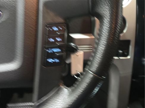 Used 2011 Ford F150 FX4 image 13