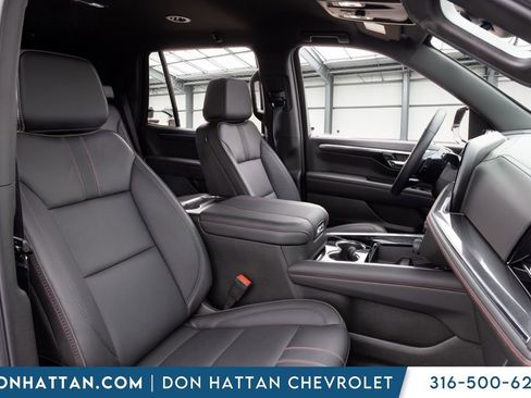 Used 2025 Chevrolet Tahoe RST AWD/4WD image 18