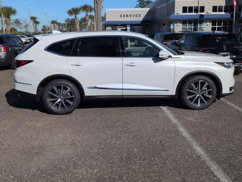 Certified 2026 Acura MDX FWD w/ Technology Package image 9