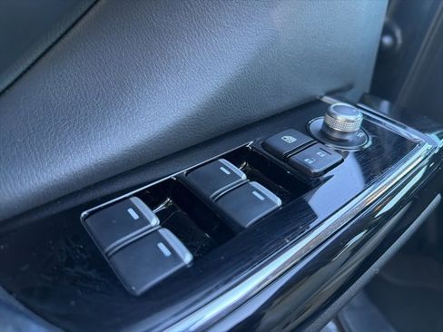 Used 2022 MAZDA CX-9 Touring image 12