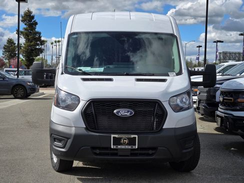 New 2026 Ford Transit 250 148 Medium Roof RWD image 2