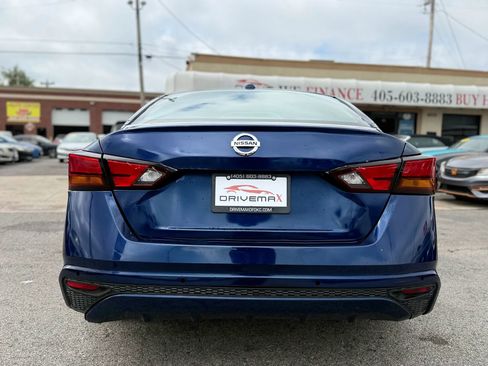 Used 2019 Nissan Altima 2.5 S FWD image 5
