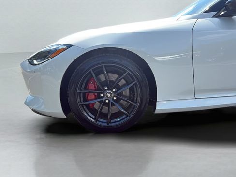 Used 2026 Nissan Z Performance w/ Floor Mat Package RWD image 10