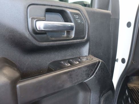 Used 2024 GMC Sierra 2500 Pro w/ Convenience Package RWD image 14
