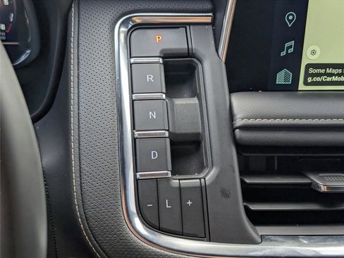 Used 2024 Chevrolet Tahoe Premier image 20