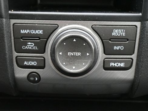 Used 2013 Honda Pilot Touring image 19