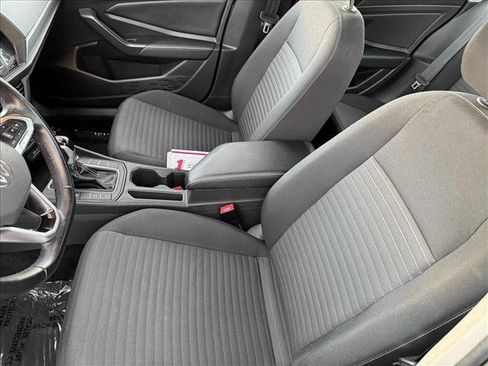 Used 2024 Volkswagen Jetta S image 10
