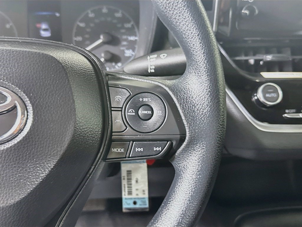 Used 2024 Toyota Corolla LE FWD image 14
