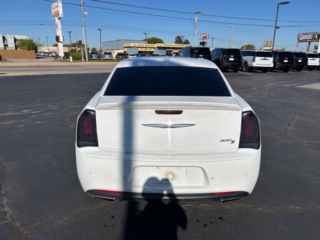 Used 2018 Chrysler 300 S w/ Safetytec Plus Group RWD image 7