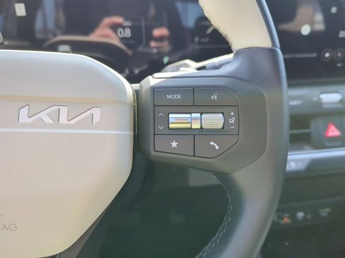 Used 2025 Kia K4 GT-Line image 18