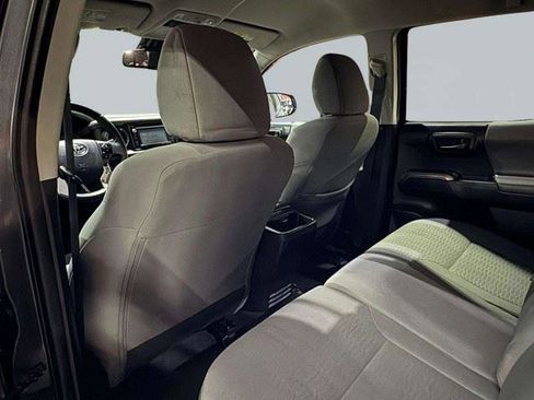 Used 2019 Toyota Tacoma SR5 RWD image 63