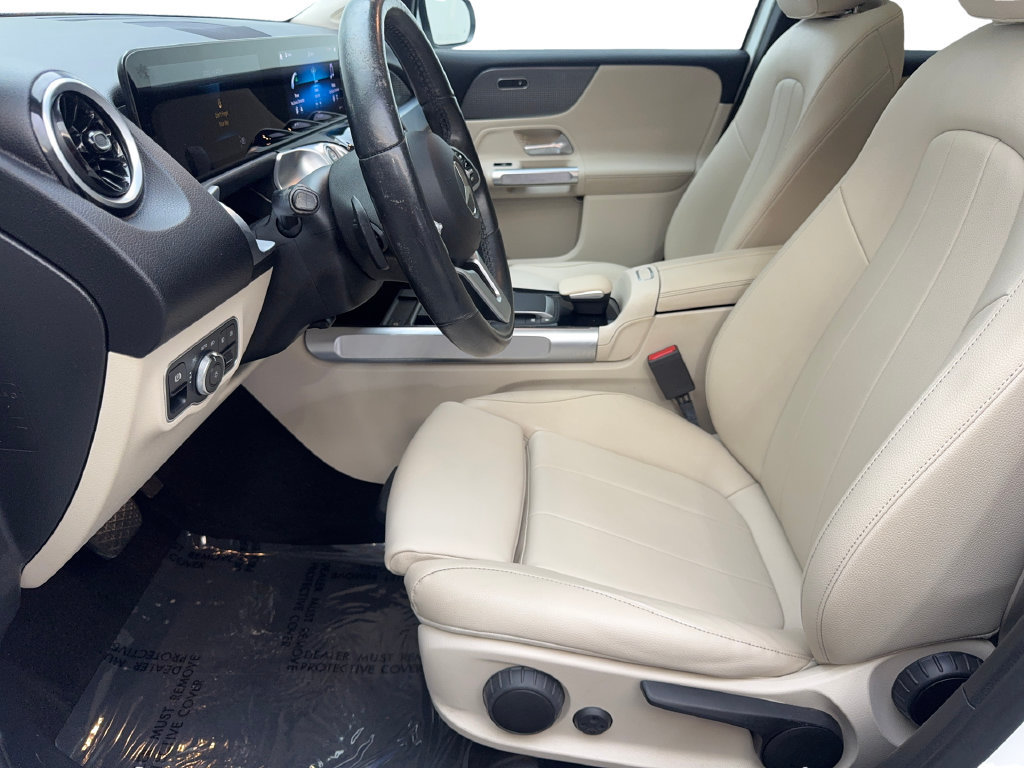 Used 2022 Mercedes-Benz GLB 250 image 27