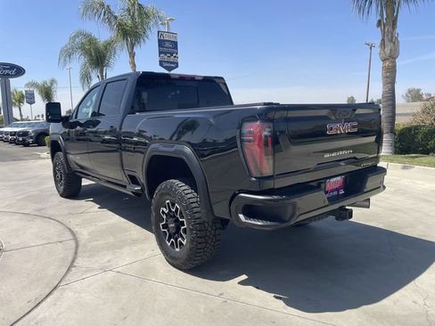 Used 2024 GMC Sierra 2500 AT4X AWD/4WD image 6