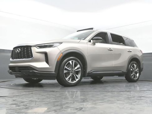 Used 2025 INFINITI QX60 Luxe image 38