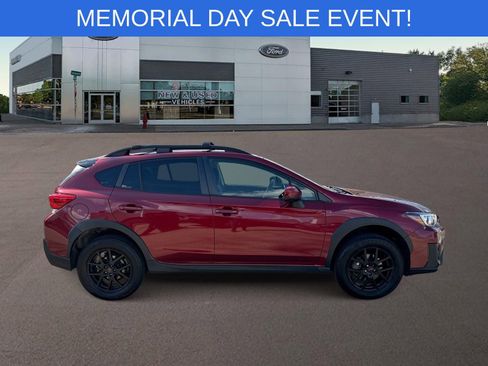 Used 2018 Subaru Crosstrek 2.0i Premium AWD/4WD image 12