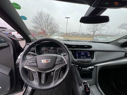 Used 2021 Cadillac XT5 Sportv w/ LPO, Floor Liner Package image 39