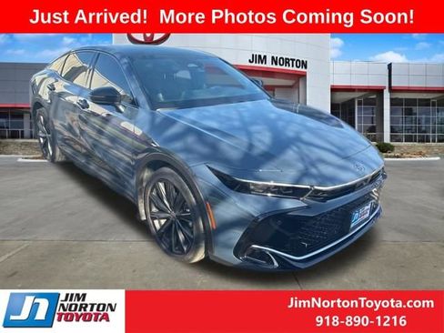 Used 2026 Toyota Crown Nightshade image 1