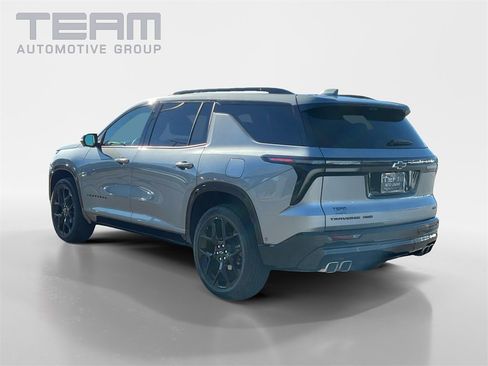 Used 2024 Chevrolet Traverse RS w/ LPO, Floor Liner Package image 5