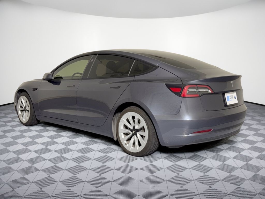 Used 2023 Tesla Model 3 Standard Range RWD image 3
