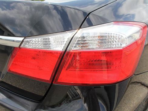 Used 2013 Honda Accord LX image 12