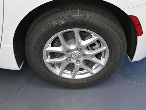 New 2026 Chrysler Pacifica Select image 13