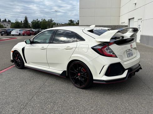 Used 2019 Honda Civic Type R image 7