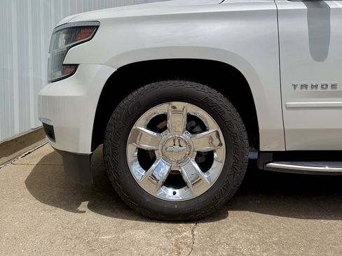 Used 2017 Chevrolet Tahoe Premier AWD/4WD image 40