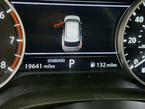 Used 2023 Nissan Rogue S FWD image 19