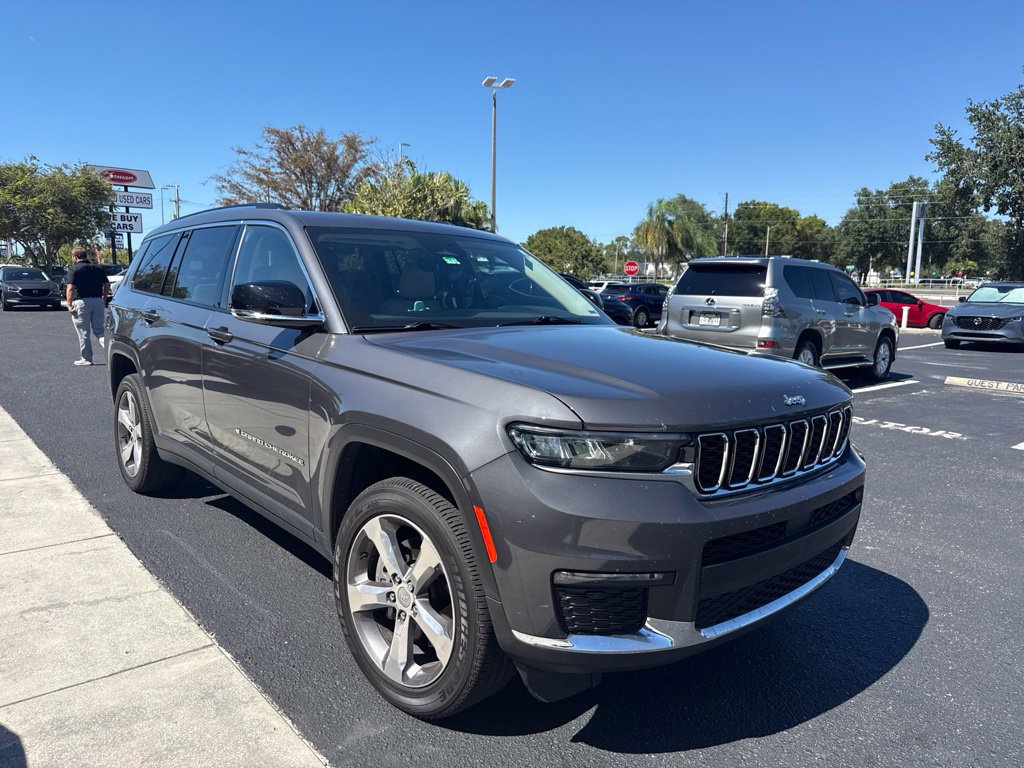 Used 2021 Jeep Grand Cherokee L Limited w/ Trailer Tow Group (B) AWD/4WD image 3