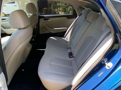 Used 2019 Hyundai Sonata SE FWD image 9