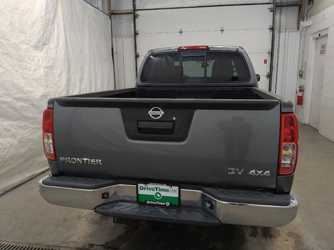 Used 2017 Nissan Frontier SV image 7