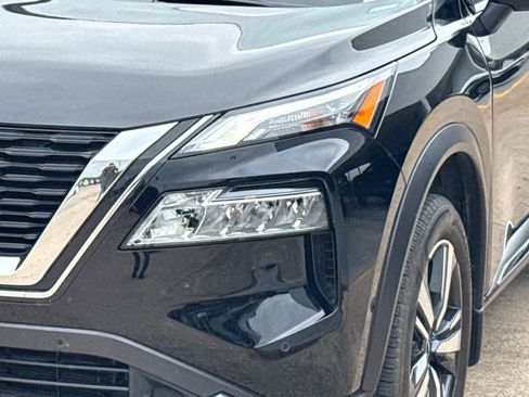 Used 2023 Nissan Rogue SL w/ SL Premium Package image 5