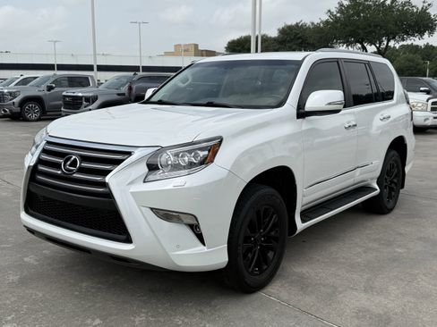 Used 2019 Lexus GX 460 Premium w/ Premium Package AWD/4WD image 9