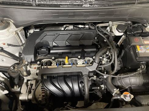 Certified 2023 Hyundai Venue SEL image 35