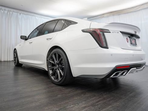 Used 2022 Cadillac CT5 V w/ Cold Weather Package RWD image 31