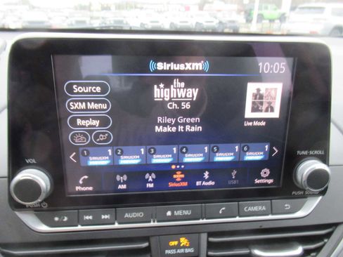 Used 2023 Nissan Altima 2.5 SR image 31