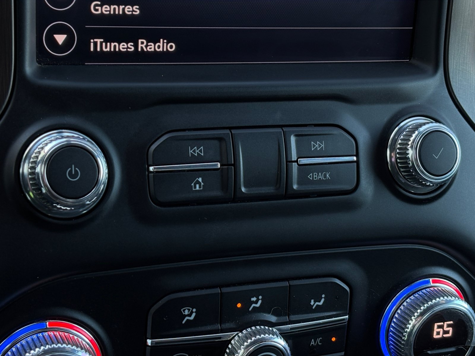 Used 2021 GMC Sierra 1500 AT4 AWD/4WD image 17