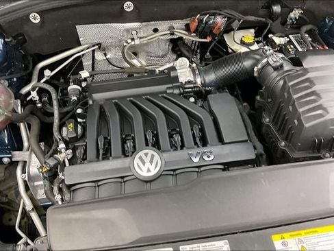 Used 2023 Volkswagen Atlas Cross Sport SEL Premium R-Line image 30