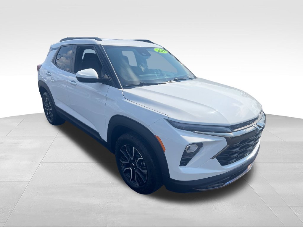 Used 2024 Chevrolet TrailBlazer ACTIV w/ Convenience Package AWD/4WD image 9