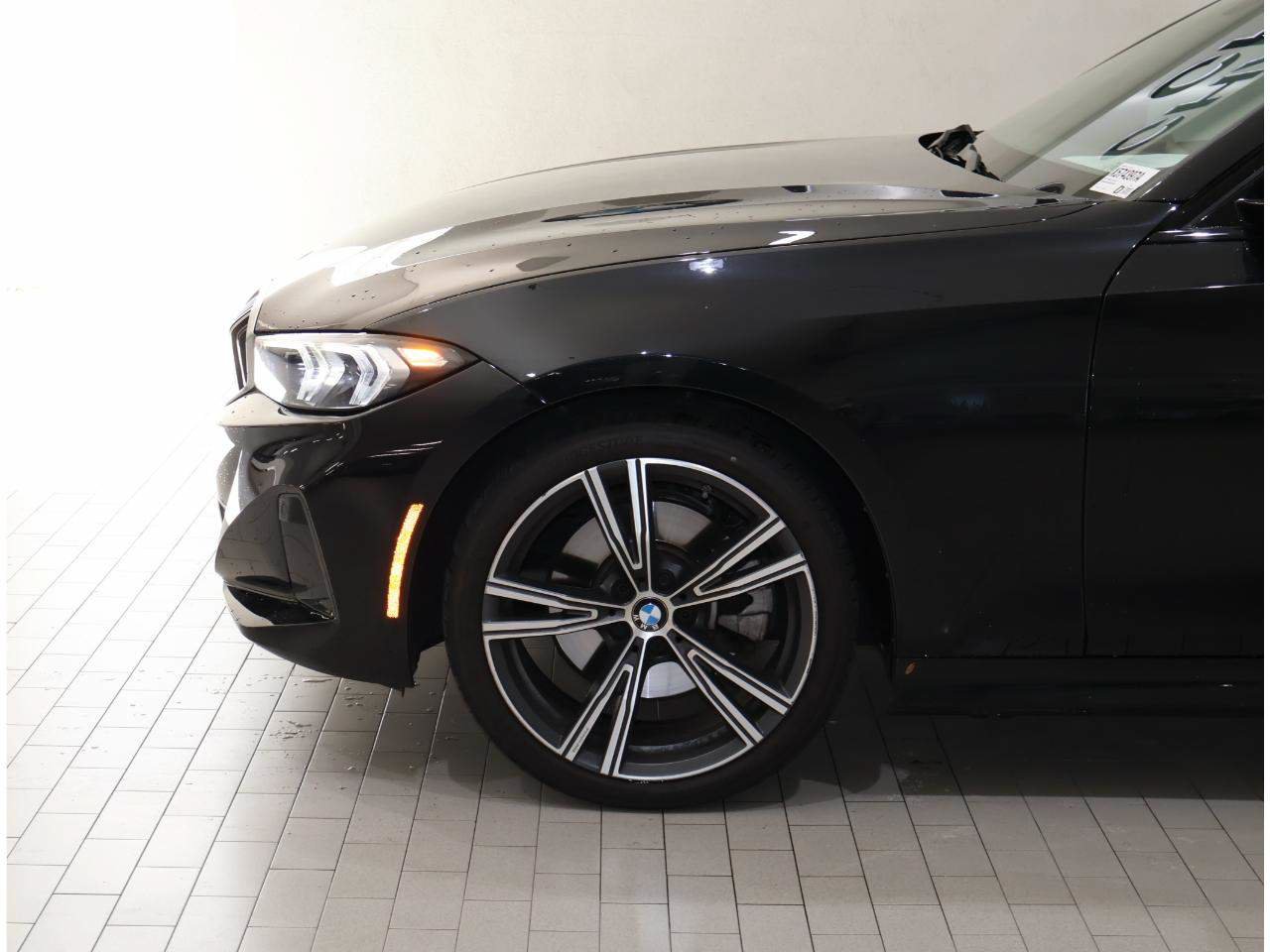 Certified 2023 BMW 330i Sedan w/ Convenience Package RWD image 4