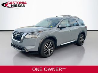 Used 2024 Nissan Pathfinder Platinum w/ Cargo Package video 3