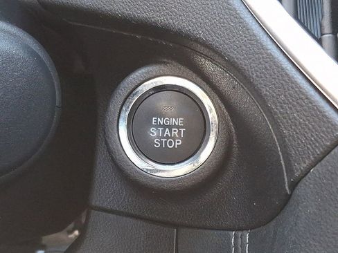 Used 2021 Subaru Impreza 2.0i Limited image 26