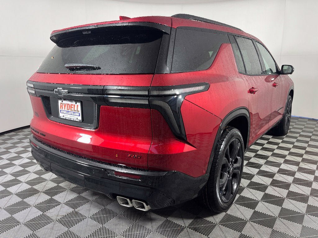 New 2027 Chevrolet Traverse RS w/ LPO, Floor Liner Package AWD/4WD image 5