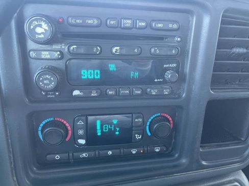 Used 2004 Chevrolet Avalanche Z71 w/ Sun And Sound Package image 14